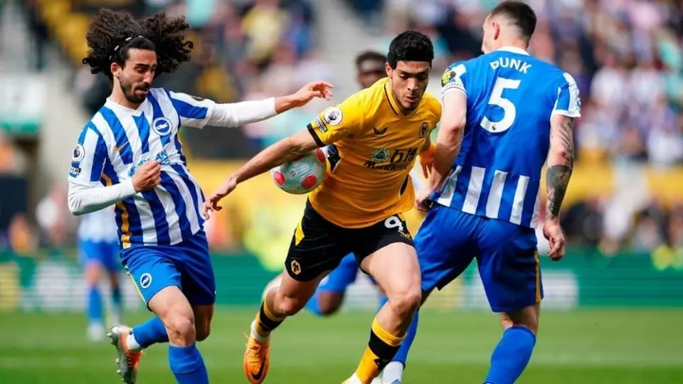 Raúl Jiménez: Brighton goleó al Wolverhampton y lo aleja de puestos europeos