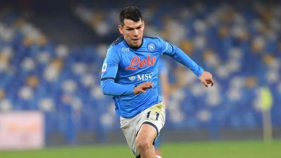 Chucky Lozano: Prensa italiana pone al mexicano fuera del Napoli para la siguiente campaña