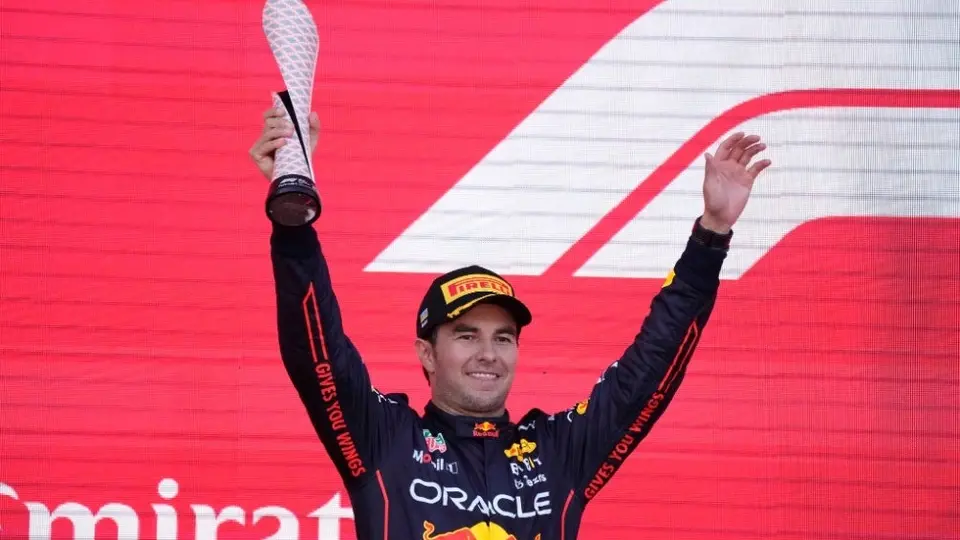 Checo Pérez: Entró al Top 10 de los pilotos de F1 mejor pagados