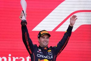 Checo Pérez: Entró al Top 10 de los pilotos de F1 mejor pagados