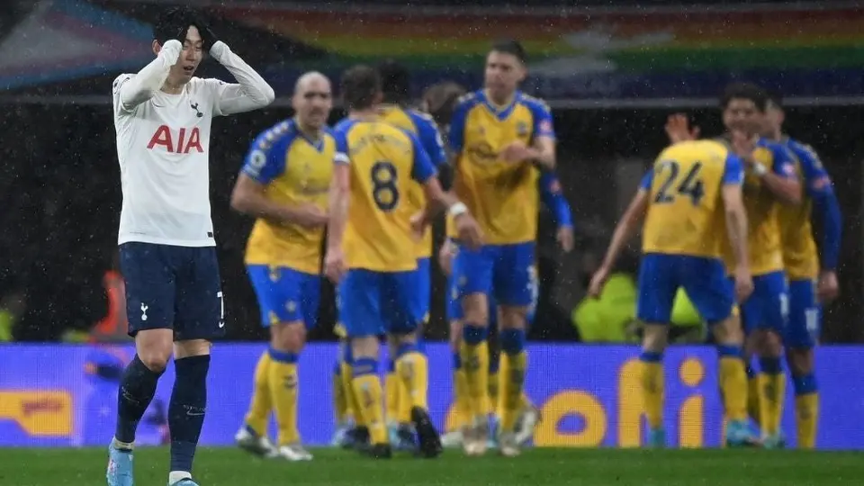 Premier: Tottenham fue remontado por el Southampton y deja escapar puestos europeos