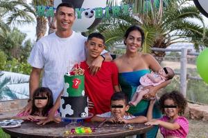 CR7: Celebró el cumpleaños 12 de su hijo mayor con toda su familia