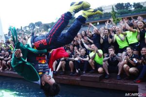 Checo Pérez: Ofreció disculpas por el video en el que se le ve enfiestado