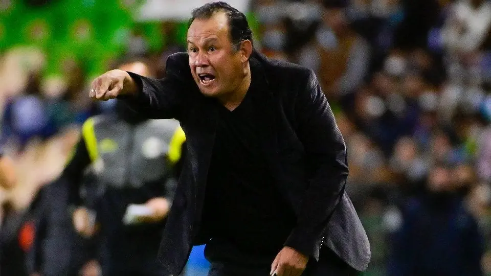 Juan Reynoso sobre su estilo de juego: 'Es una falta de respeto decir que es ratonero'