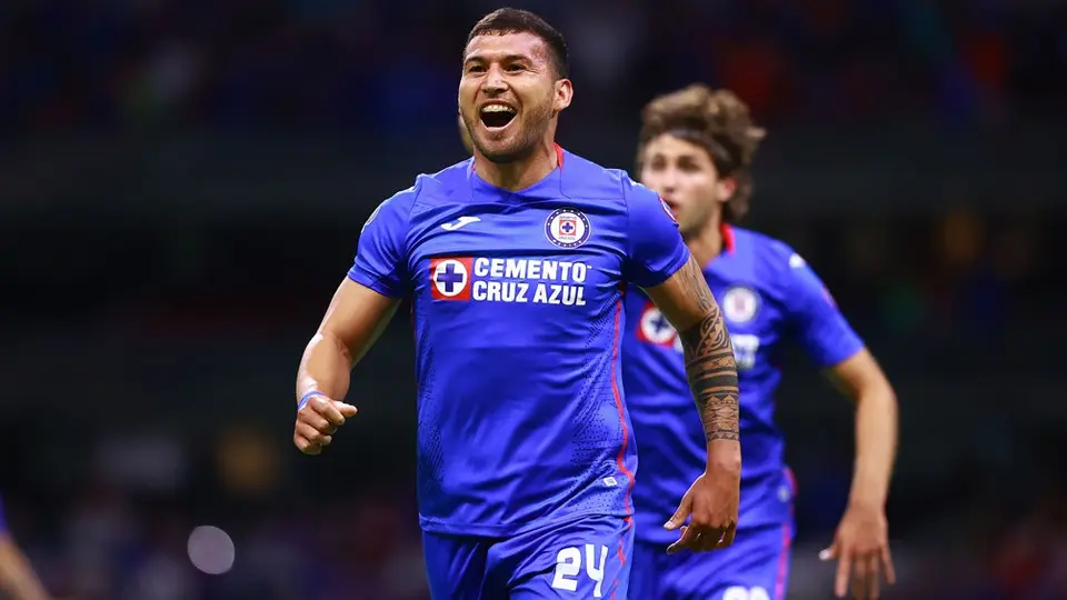 Cruz Azul: Juan Escobar, en conversación con La Máquina para extender su contrato
