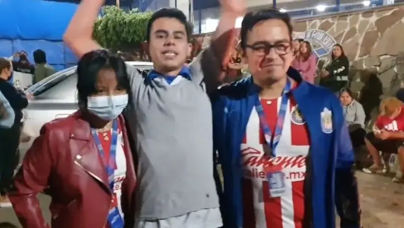 Querétaro vs Atlas: Aficionados de Chivas apoyaron a los rojinegros en Guadalajara