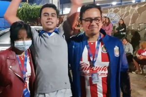 Querétaro vs Atlas: Aficionados de Chivas apoyaron a los rojinegros en Guadalajara