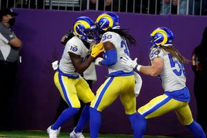 NFL: Rams derrotan a Vikings y aseguran su lugar en los Playoffs