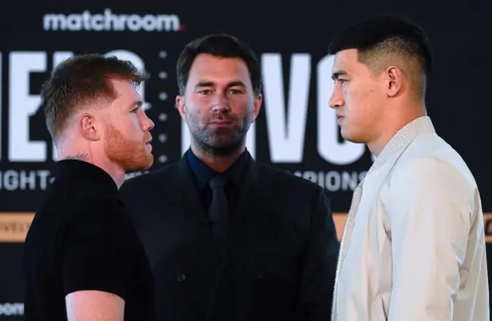Canelo Álvarez: 'Este tipo de retos me pondrán en la cima de la historia del boxeo'