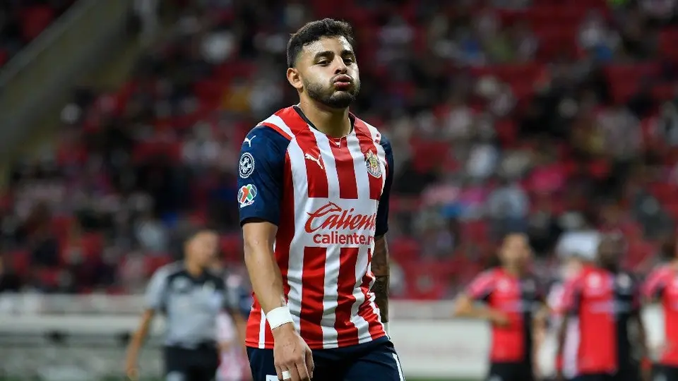 Chivas: Alexis Vega estaría muy cerca de fichar con Rayados