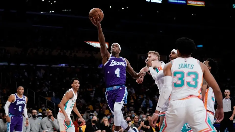 NBA: Rajon Rondo jugará en los Cavaliers; llegaron a un acuerdo con los Lakers