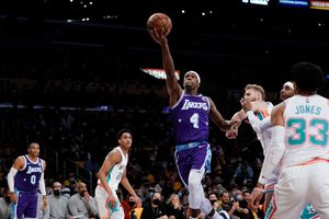 NBA: Rajon Rondo jugará en los Cavaliers; llegaron a un acuerdo con los Lakers