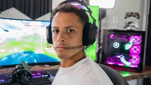 Chicharito: Fernando Madrigal prefirió jugar War Zone con Hernández que estar con su novia