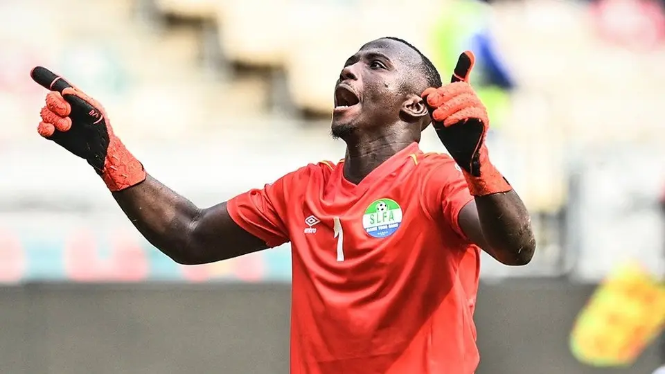 Video: Portero del Sierra Leona rompió en llanto tras ser elegido el mejor jugador del partido