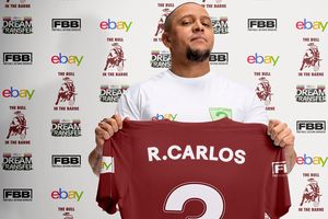Roberto Carlos: Jugará en un equipo pub para una liga amateur en Inglaterra