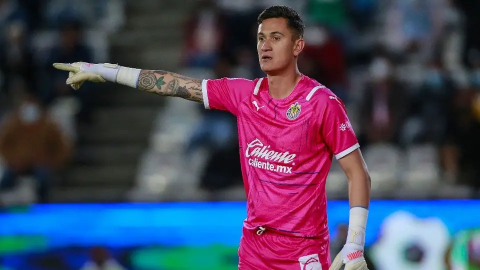 Chivas: Raúl Gudiño fuertemente criticado por su error en el partido ante Pachuca