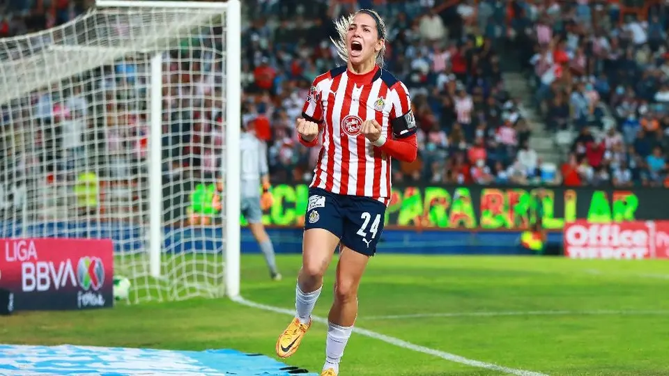 Chivas Femenil: 'Licha' Cervantes, un ejemplo dentro y fuera de la cancha