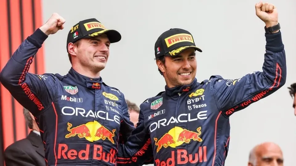 Checo Pérez: Verstappen aprobó eventual renovación de contrato del mexicano con Red Bull