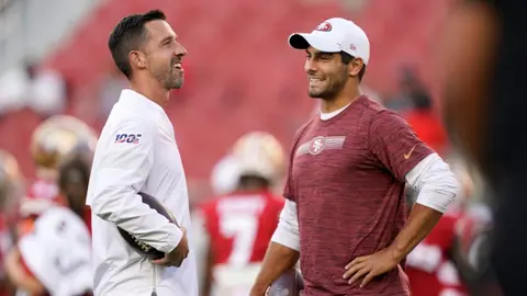 NFL: Entrenador de 49ers espera que Garoppolo sea canjeado pronto