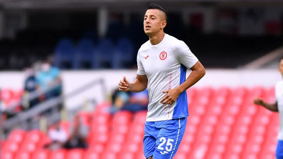 Cruz Azul: Roberto Alvarado entrenó al parejo; sería su última sesión como celeste
