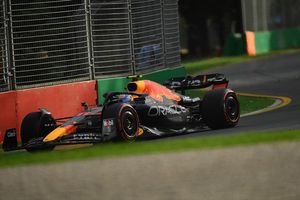 Checo Pérez: 'Rodamos menos de lo deseado, pero conseguimos buena información'