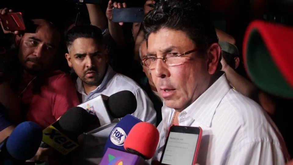 Tiburones Rojos: Fidel Kuri pide ayuda a AMLO tras seguir preso