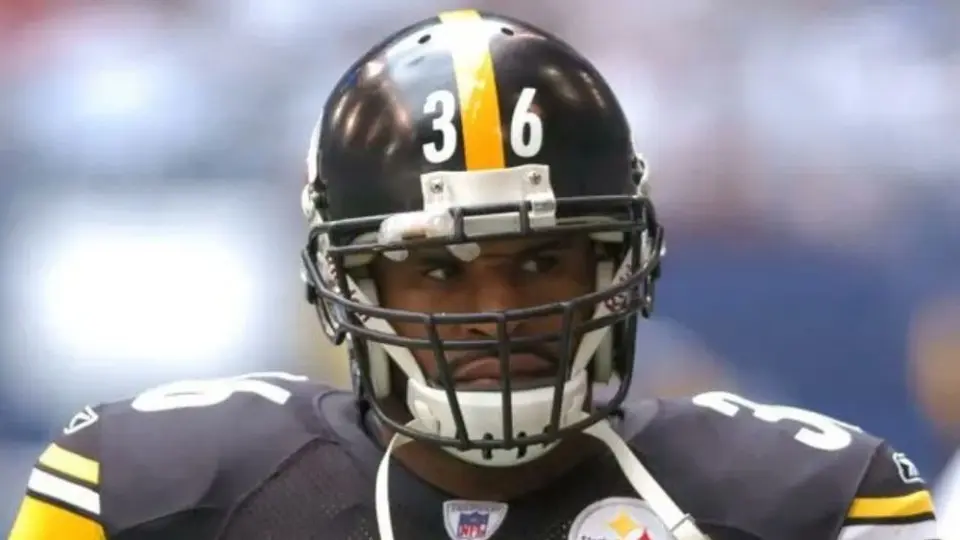 NFL: Jerome Bettis, leyenda de Steelers, se graduó de la universidad a los 50 años