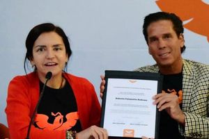 Roberto Palazuelos: MC registró al actor como precandidato a gobernador de Quintana Roo