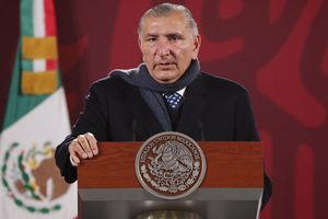 Segob: Lunes 17 de enero arranca vacunación de refuerzo contra Covid-19 en mayores de 40 años