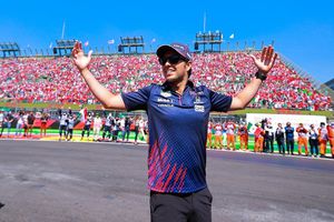 Biógrafo de Checo Pérez: 'Menosprecian su trayectoria'