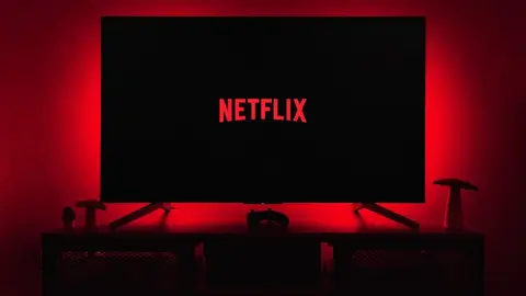 Netflix cobrará tarifa extra a los usuarios que compartan contraseña