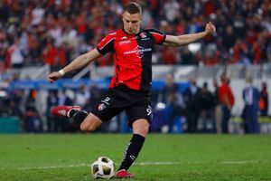 Video: Aficionados de Atlas se perdieron el penalti del título de Furch por apagón