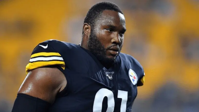 NFL: Stephon Tuitt, ala defensiva de los Steelers, anunció su retiro