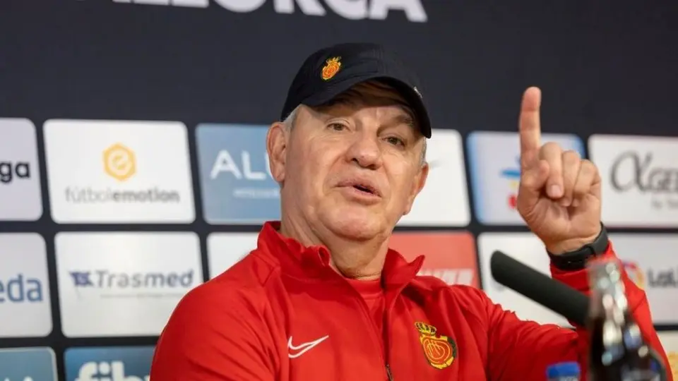 Javier Aguirre: 'Elche es un rival directo, prepararon el juego como si fuera una Final'
