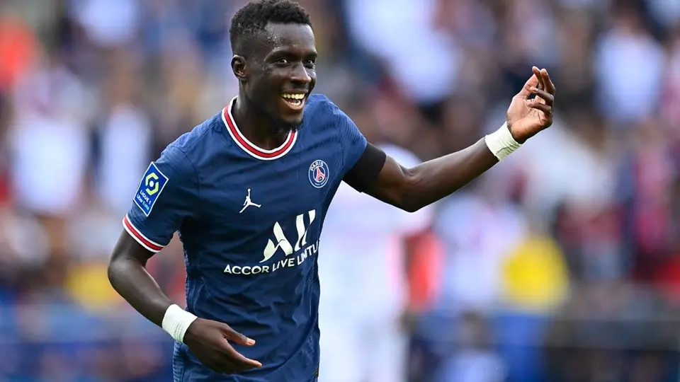 PSG: Idrissa Gueye rechazó ponerse jersey con los colores de la bandera LGTBI+