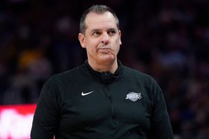 NBA: Lakers despidió Frank Vogel tras el fracaso deportivo en la actual temporada