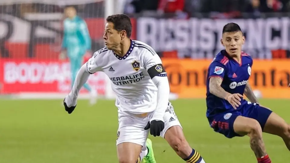 Chicharito Hernández: Galaxy firmó empate sin goles ante Chicago Fire