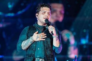 Christian Nodal se tapó tatuaje de Belinda en su rostro