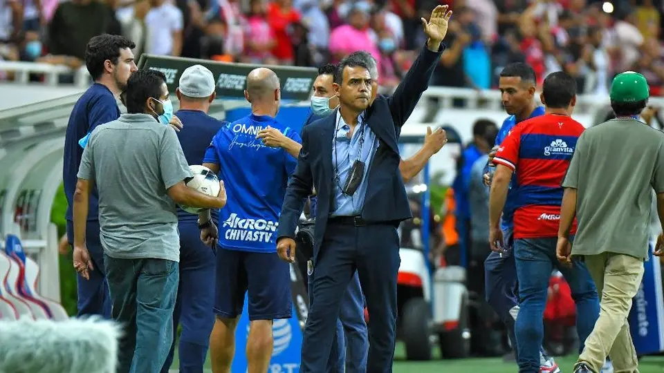 Chivas: Ricardo Cadena, respaldado por Peláez para seguir al frente del Rebaño