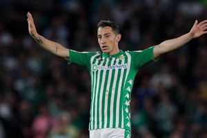 Andrés Guardado: Crack en el juego ‘Cara de Galleta’