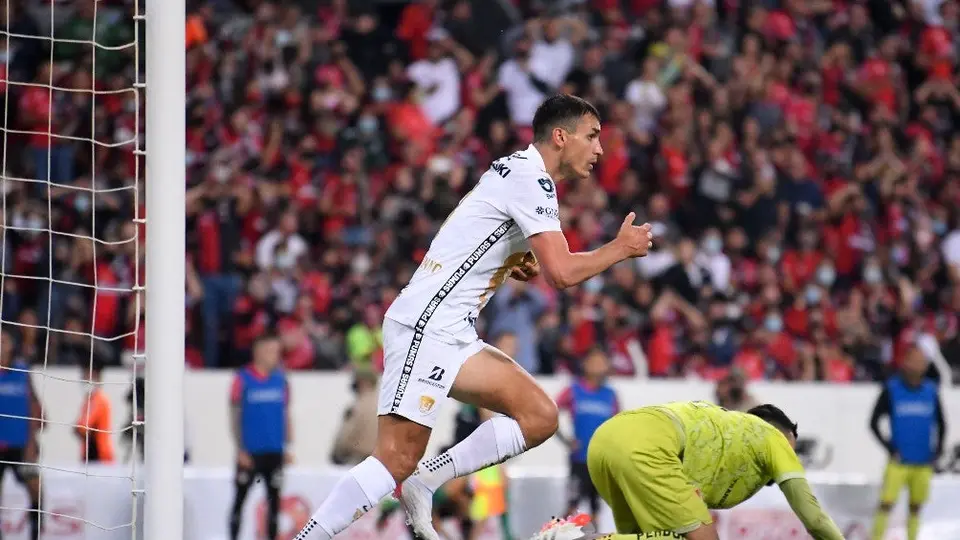 Pumas, sin oferta formal por Dinenno por parte de Palmeiras