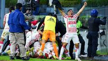 Necaxa: Pequeño aficionado de Rayos lloró de emoción por la victoria de su equipo en el Azteca