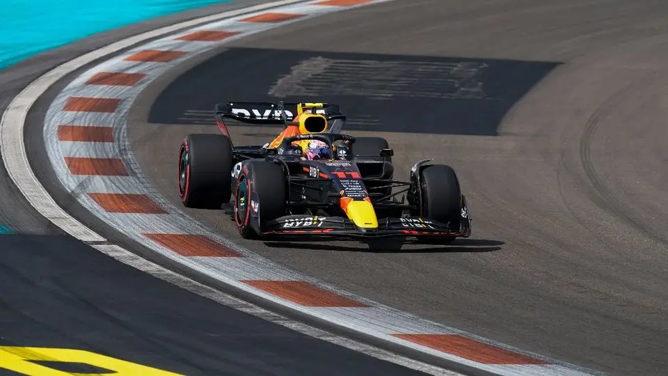 Checo Pérez: Saldrá cuarto en el inédito Gran Premio de Miami este domingo