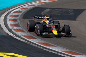 Checo Pérez: Saldrá cuarto en el inédito Gran Premio de Miami este domingo