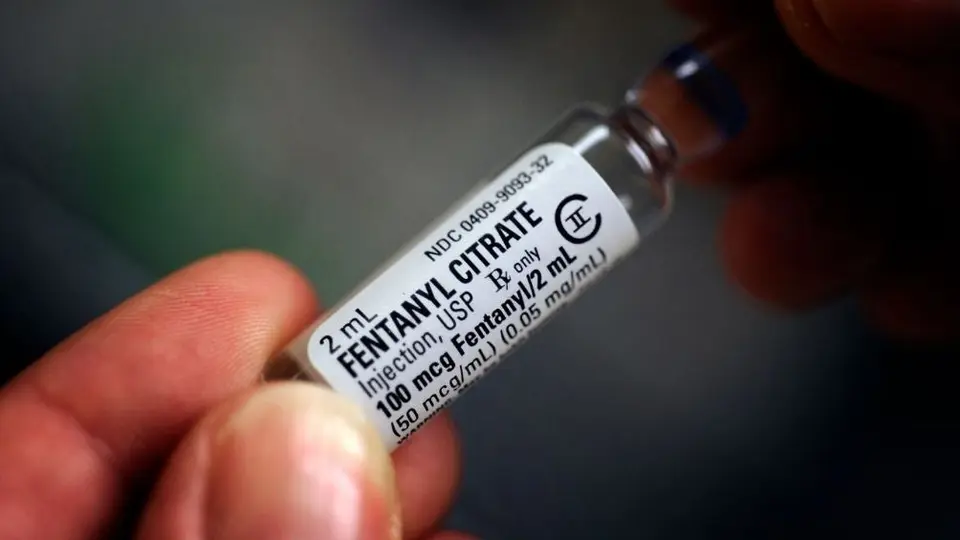 DEA informó que cárteles mexicanos usan redes sociales para vender fentanilo en EEUU