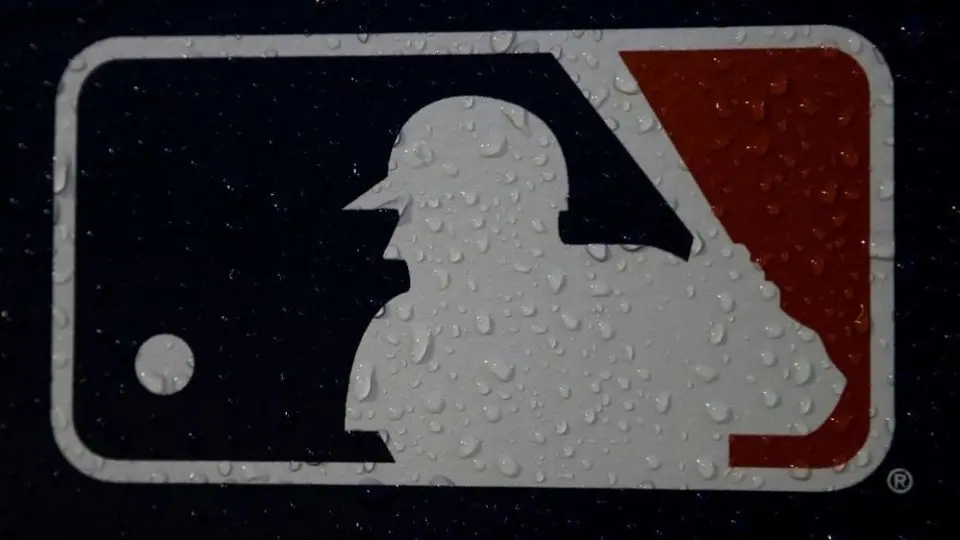 MLB y Sindicato de Jugadores continuarán negociaciones en día límite impuesto por dueños