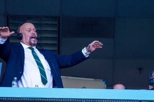 Perro Bermúdez se disfrazó de Santa Claus para festejar la Navidad