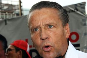 Alfredo Adame: Lo acusaron de sacar pistola durante riña callejera