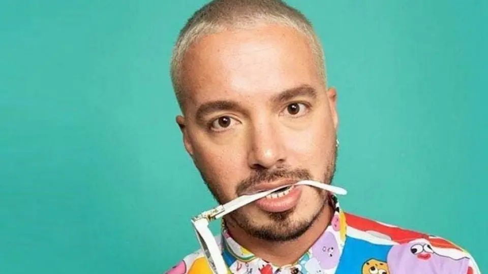 J Balvin fue galardonado como artista "afro-latino" del año y lo 'tundieron' en redes sociales