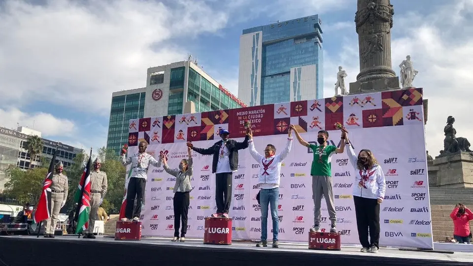 Medio Maratón: Mexicano Víctor Montañez logró el tercer lugar en la rama varonil